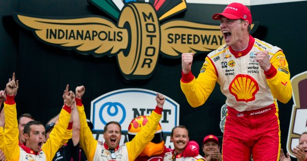 Josef Newgarden wins Indianapolis 500, first driver to take consecutive wins in 22 years