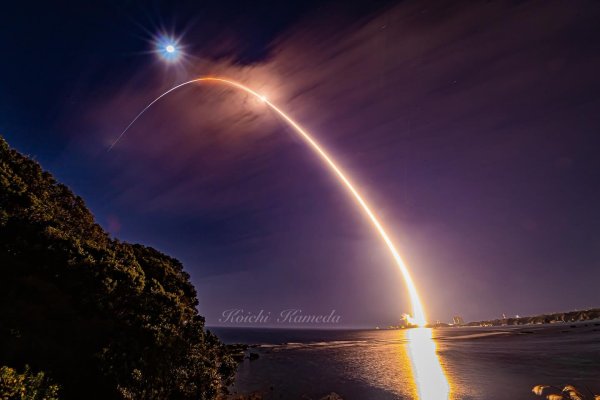 かごしま星空物語Vol,13
H2Aロケット45号機（2021/12/23）と月。
今日H3ロケットが打ち上げ成功...