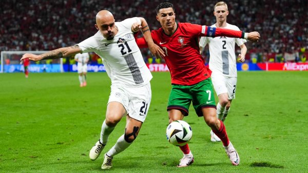 Portugal-Slovénie: CR7 et les Portugais s'en sortent aux tirs au but et rejoignent les Bleus en quarts