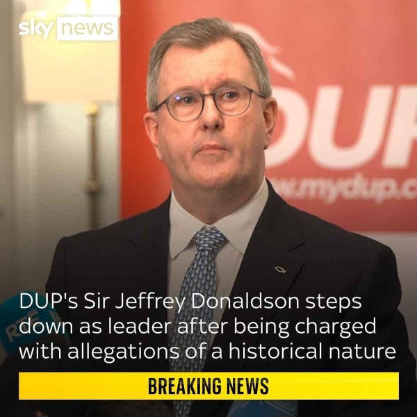 BREAKING: Sir Jeffrey Donaldson has indicated he is stepp...