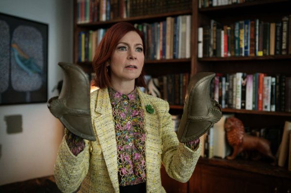 Elsbeth: Carrie Preston on Season 3 Return, Steve Buscemi & More