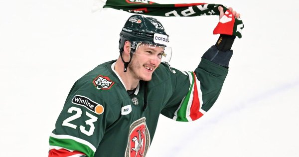 «Ак Барс» и СКА не договорились об обмене Яшкина на Хайруллина. Переход форварда казанцев затрудняет его зарплата — 95 млн рублей в год («Советский спорт»)