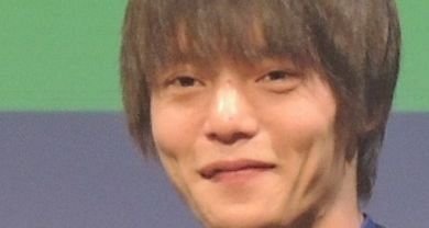 「肩むっきむきえぐぅ」「凄い細マッチョ」結婚から7年、白タンクトップで筋肉美披露の窪田正孝に反響「短編小説が爆誕しそう」：「おっ！」でつながる地元密着のスポーツ応援メディア 西スポWEB OTTO!