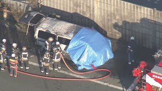 「車が燃えている」「人が乗ってぐったりしている」高速道路で車が炎上　運転席にいた性別不明の1人が死亡　九州道下りの一部区間が通行止め