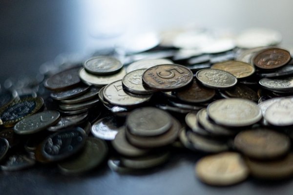 Деньги не зачислятся в феврале: пенсионеров России напугали приостановкой выплат - PrimaMedia.ru