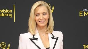 how old is lisa kudrow