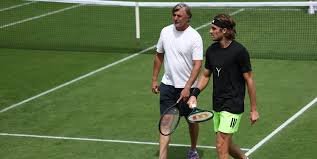 Tsitsipas