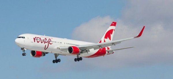 "Je n&rsquo;ai jamais vu &ccedil;a" : un bagagiste coinc&eacute; dans la soute d'un avion &agrave; Toronto : Actualit&eacute;s - Orange