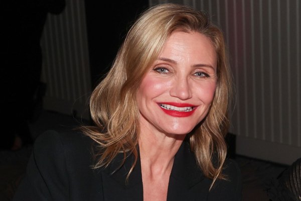 Cameron Diaz Makes Rare Red Carpet Appearance at L.A. Fashion Event: See Her Look