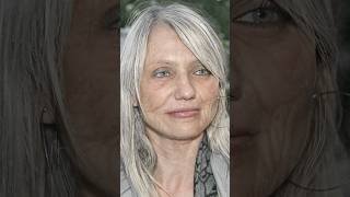 52 Year Old Cameron Diaz Looks NOTHING Like She Used To