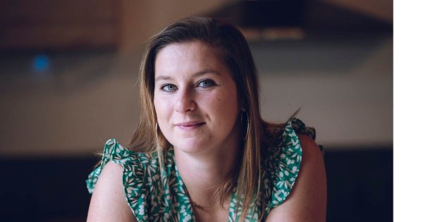 Faute de pouvoir se verser un salaire, cette candidate de L'amour est dans le pré doit trouver un nouveau travail