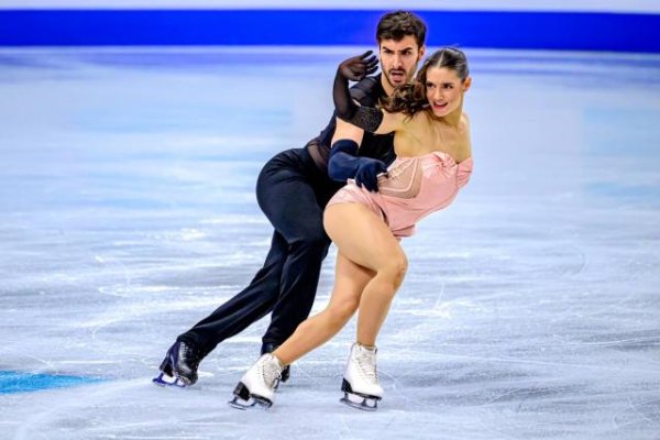 Encore pénalisés, Laurence Fournier Beaudry et Guillaume Cizeron virent quand même en tête aux Championnats d'Europe