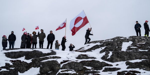 EN DIRECT, Groenland | L’UE prépare sa réponse au « chantage économique » de Trump : un sommet extraordinaire prévu le 22 janvier, l’Allemagne promet des « contre-mesures »
