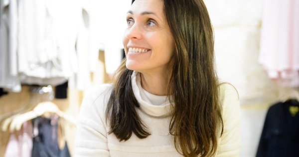 "A 19 ans on me traitait de p*te" : cette star de Sous le soleil "harcelée" quand elle était en couple avec ce chanteur de 26 ans son aîné