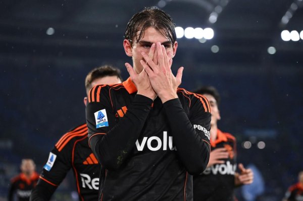 De sensación a figura absoluta: Nico Paz anotó un doblete y falló un penal