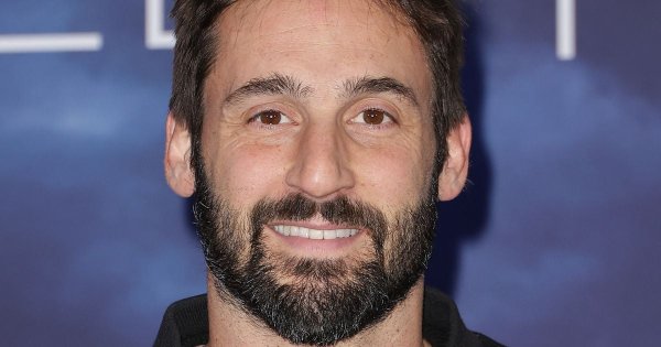 La vie d'avant de Guillaumé Labbé : il a atteint un tel niveau dans son domaine qu'il a pu poser dans le plus simple appareil auprès de ses plus célèbres confrères