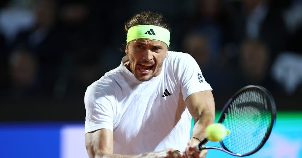 Tennis – Australian Open 2026: Alexander Zverev siegt trotz Regenunterbrechung und mehrfacher Behandlung am Fuß