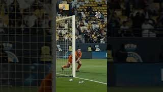 Unbelievable reflexes from outgoing Al Fayha legend Vladimir Stojkovic 🧤 🇷🇸 #yallarsl