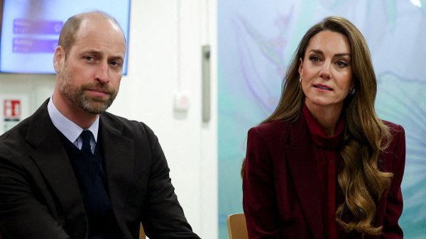 Kate et William vivement pris à partie et ils n'ont qu'à blâmer Andrew, "depuis combien de temps..."
