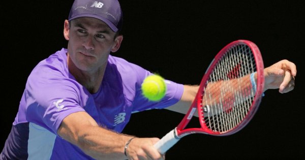 CORRECTION Australian Open Tennis