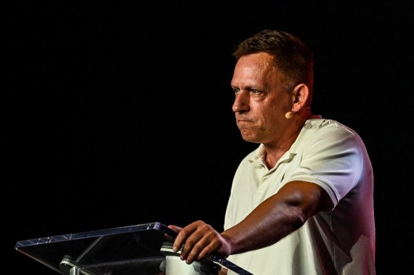 Peter Thiel, le fondateur de Palantir attendu à l’Académie des sciences morales pour faire son (fa) show - L'Humanité