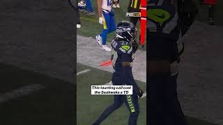This taunting call led to a Rams TD 😶 #NFL #Seahawks #Rams