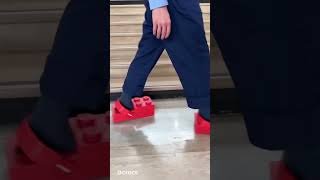 Des crocs LEGO à 200€ WTF!