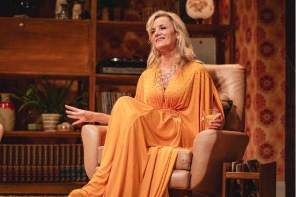 Abigail’s Party with Tamzin Outhwaite to set out on UK tour