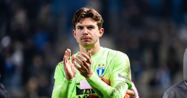 Sunderland complete Melker Ellborg transfer ahead of deadline day