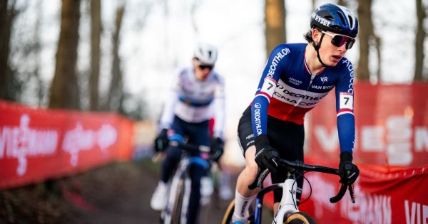 Cyclo-cross - Championnats du monde. Pas de podium pour l'Isérois Soren Bruyère Joumard, Delano Heeren sacré