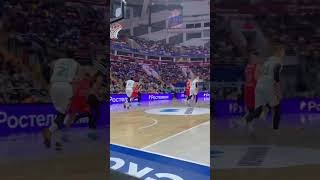 Четкий данк с матча ЦСКА - УНИКС 🤩