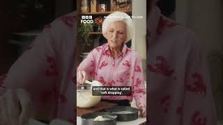 Learn how to make Mary Berry's delicious Victoria sponge!