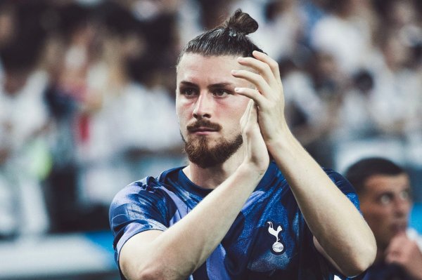Radu Dragusin's agent speaks out on AC Milan rumours and claims Tottenham have lowered price