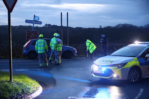 CRASH AT JUNCTION CLOSES BRIDDLESFORD ROAD TO ALL TRAFFIC
