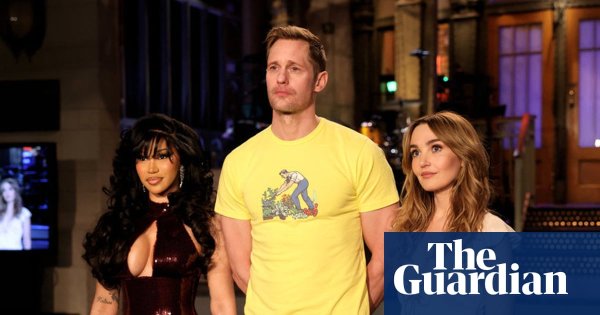 Saturday Night Live: Alexander Skarsgård makes for a game first-time host
