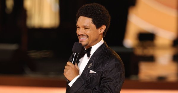 Trevor Noah Isn’t Missing Nicki Minaj at the Grammys