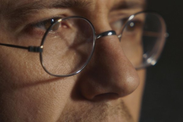 “À pied d’œuvre” : Valérie Donzelli filme avec justesse la dégringolade sociale d’un romancier