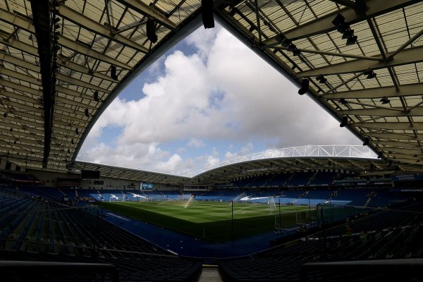 Ex Celtic star recalled from loan move on Deadline Day as Hoops windfall hopes dented