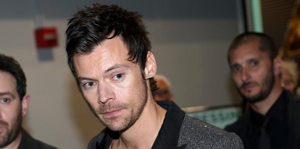 Harry Styles Returns to the Grammys in a Dior Blazer and No Shirt