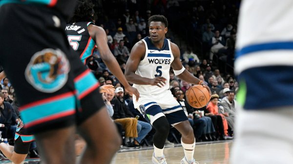 Anthony Edwards, Julius Randle lead Timberwolves to a 131-114 victory over the Grizzlies