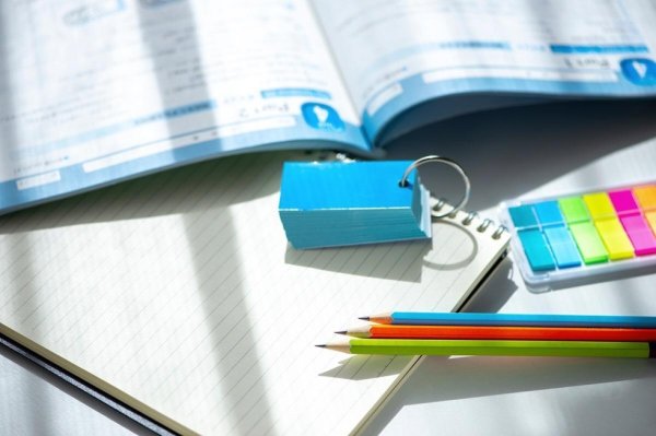 兵庫の高校受験、お役立ち情報満載　3日から出願状況を速報　過去問も掲載