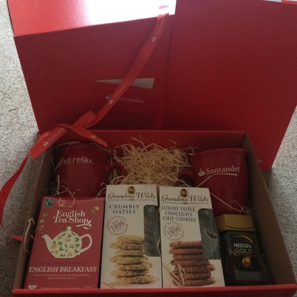 Thanks Santander for the lovely moving gift ☺️☕️🍪 #santan...