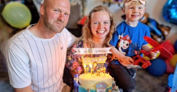 Horror as beloved mum, 35, dies after collapsing in nursery