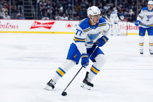 Blues trade center Nick Bjugstad to Devils for mid-round draft pick, AHL player