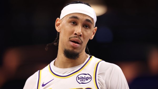 Lakers' Jaxson Hayes suspended 1 game by NBA for pushing mascot