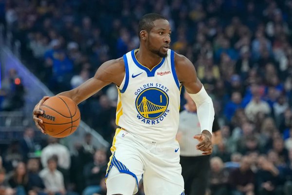 Golden State reportedly trades Jonathan Kuminga, Buddy Hield to Hawks for Kristaps Porziņģis