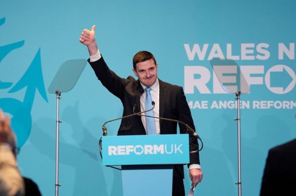 Former senior Tory in Wales defects to Reform