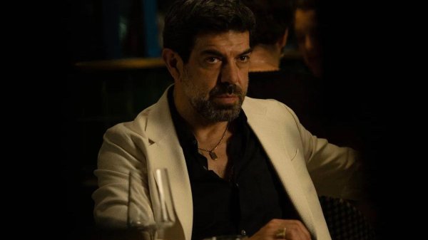 Favino, prima regia teatrale al Comunale di Todi. Dieci giorni di allestimento per l’anteprima nazionale