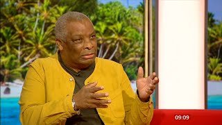 Death in Paradise Christmas Special interview Don Warrington  [ subtitled ]