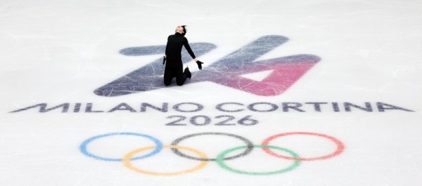 Leaving the atmosphere reminiscent of the arrival of an idol star, he immediately entered the final .. - MK